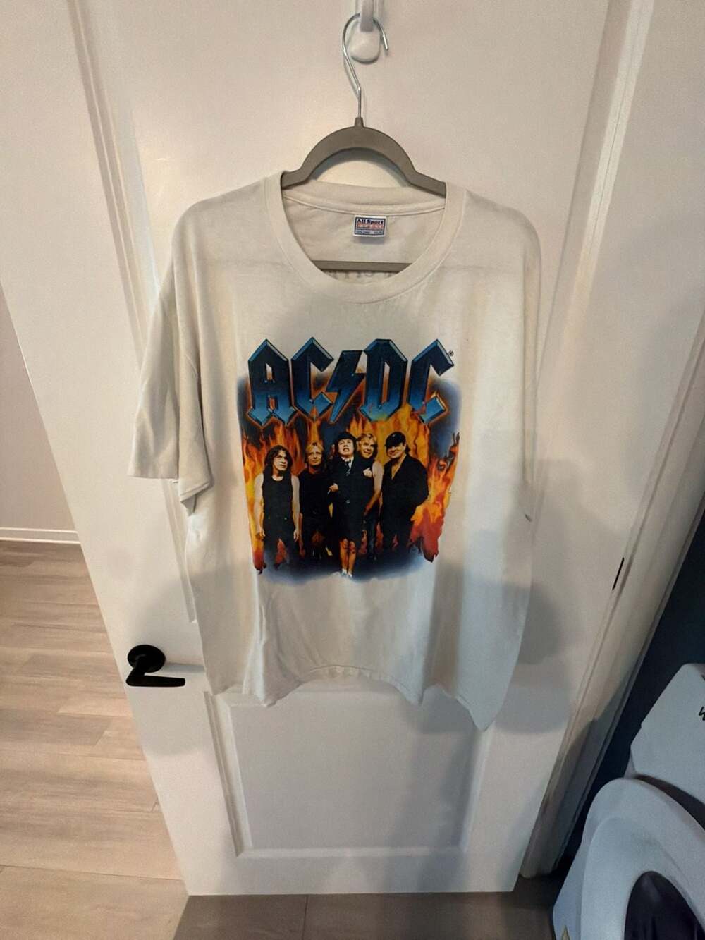 All Sport AC/DC Stiff Upper Lip World Tour 2001 T-Shirt White Single Stitch